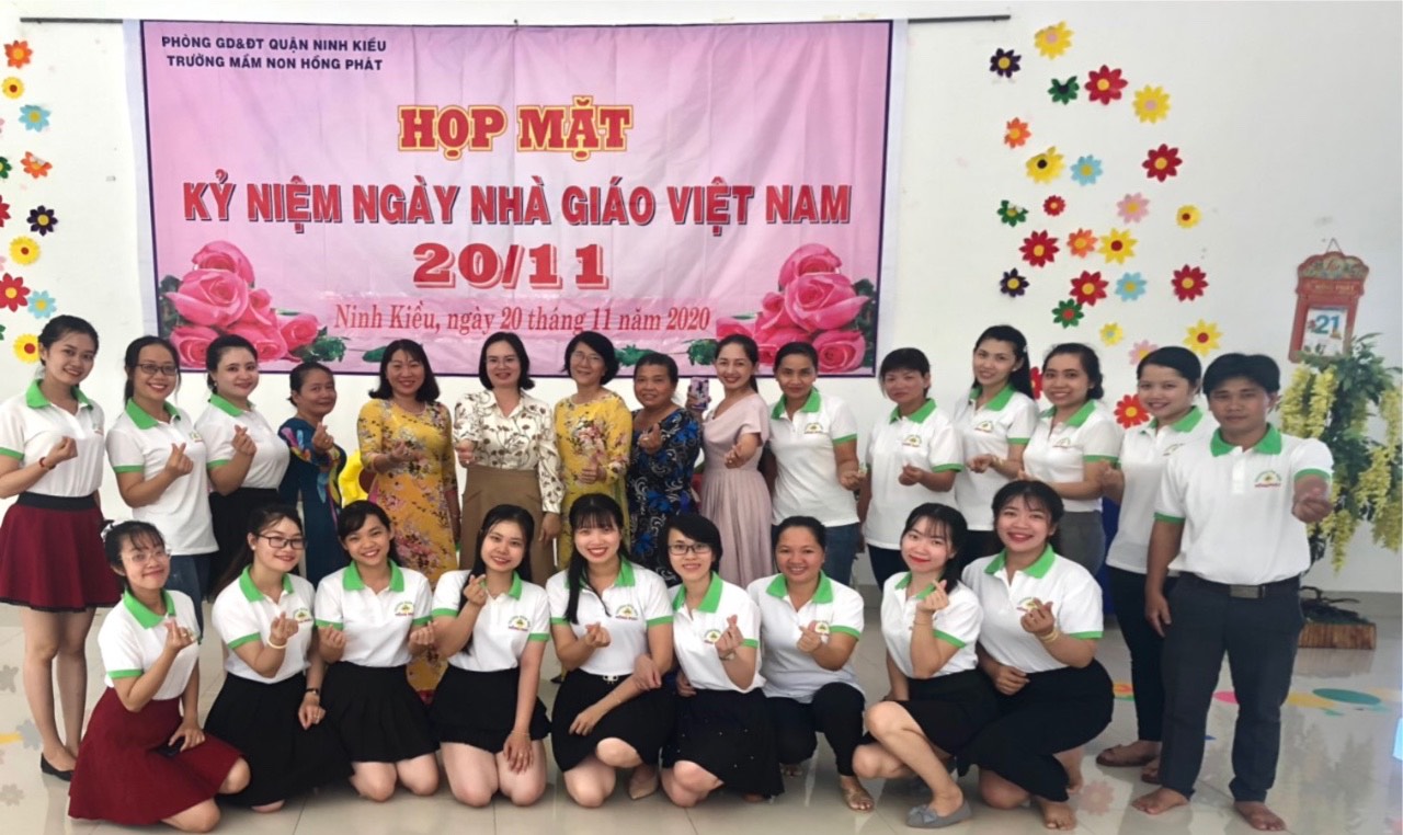 Họp Mặt ngày nhà giáo Việt Nam
